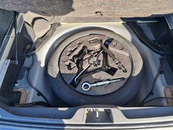 Volvo V70 D5 12/2008  výkon 136KW - 11