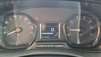 Peugeot Expert Traveller 2,0HDI, 90kw, M6 - 11