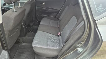 🇰🇷🇸🇰 Kia Ceed combi ,  1.6 benzín , manuál,  SR auto - 11