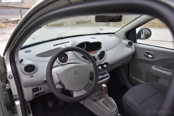 Renault Twingo - 11