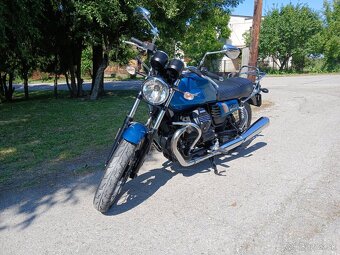 Moto Guzzi V7 Special - 11