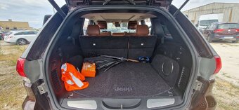 Jeep Grand Cherokee 3.0L V6 TD Summit A/T 2015 - 11