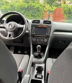 Volkswagen Golf 6 VI 1.6TDI - 11