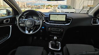 Kia Ceed SW 1.5 T-GDi Gold - 11