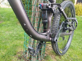 predám horský bicyke cross dt swiss zn. Stay true - 11