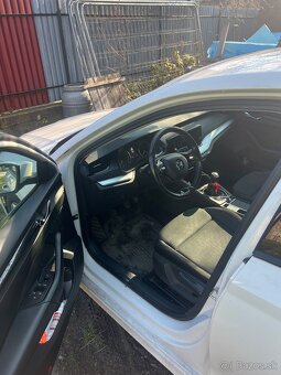 Škoda octavia IV 2.0tdi 85kw - 11