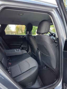 Kia Ceed SW 1.5 T-GDi 117.5kw - Gold - 11