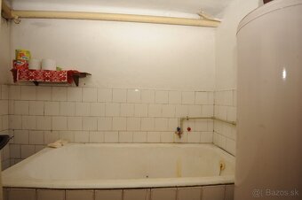 ZNÍŽILI SME CENU - 3000€ Rodinný dom na predaj - 11