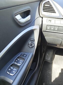 Hyundai Santa Fe 2.2 CRDi VGT 4x4 Premium A/T - 11
