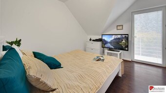 REB.sk ponúka na predaj moderný 11 izb. dvojdom na 1128 m2 p - 11
