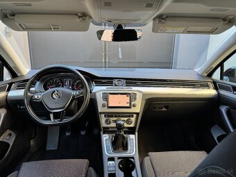 VOLKSWAGEN PASSAT VARIANT, 1,4 TSI, MANUÁL, 5/2017, LED - 11