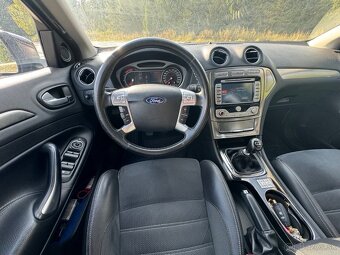 Ford Mondeo 2.0 TDCi DPF Titanium - 11