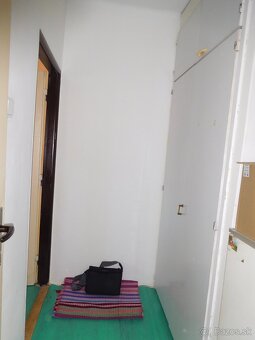 Investičný 2izb. byt Chlebnice - 44 m2, čiastočne prerobený. - 11
