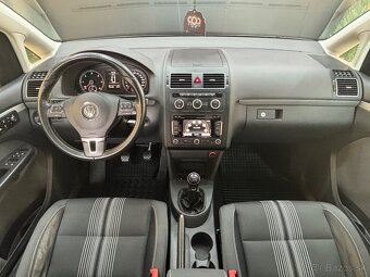 Volkswagen Touran 1.6 TDI MATCH Comfortline - 11