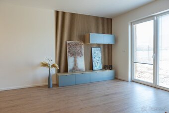 RODINNÝ DOM v rádovej zástavbe - projekt Pod Ráblom Dvorníky - 11