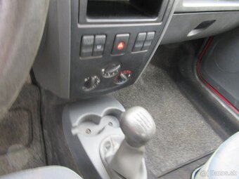 Dacia Logan 1,4i - 11