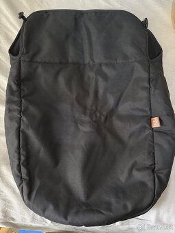 Pettite&mars street + - 11