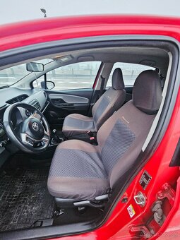 Toyota Yaris - 11