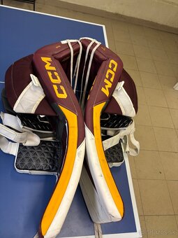 CCM AXIS XF PRO brankársky set - 11