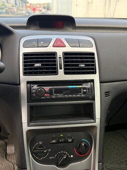 Peugeot 307 - 11