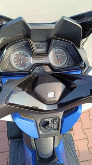 Honda Forza 125 - 11
