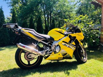 Honda cbr 600 f - 11