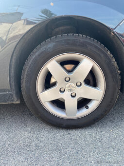 Peugeot 207 1.4 HDI na opravu/náhradné diely - 11