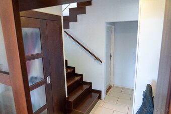 SIMI real - Exkluzívny RD s bazénom a samostatným apartmánom - 11