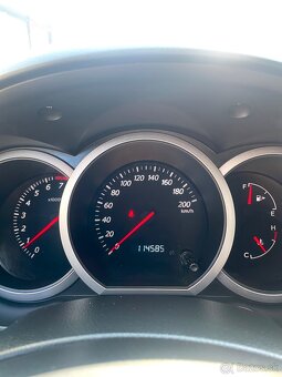 Suzuki Grand Vitara 1.6 16V Black & White Edition - 11