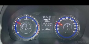 Hyundai i40 Sedan 104kW automat 7st DCT , 108tis/km - 11