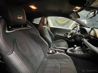 TOYOTA YARIS GR FOUR 2024 - 11