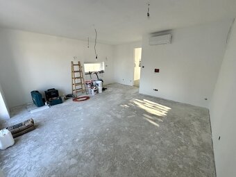 4 izbový rodinný dom 118 m2 na pozemku 719 m2, Sládkovičovo - 11