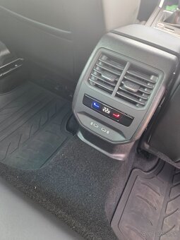 Seat leon FR 1.5 TSI (96kW) -130 koní 6 st. manuálna prevodo - 11