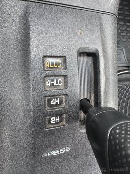 Mitsubishi Panero Montero 3.2D - 11