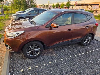 Hyundai  ix35 - 11