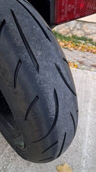 KAWASAKI Z750R. ROK.VYR. 2012. - 11