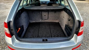 Škoda Octavia Combi 2.0 TDI Ambition DSG - 11