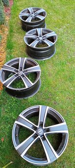Opel Insignia CDTI 2,0 automat 118kW 2010 - 11