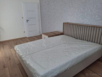 Prenájom 3 - izbového zariadeného bytu Hliny 8 s parkovaním - 11