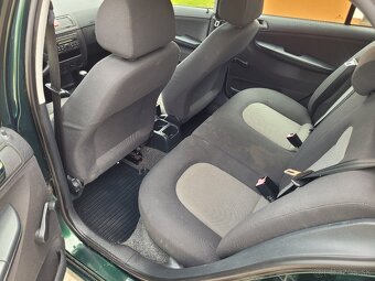 Predam škoda fabia 1.2 12v benzín kw 47 rok výroby 2004 - 11
