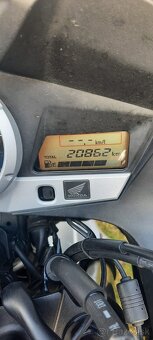 Honda CBF 1000f - 11