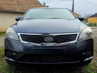Kia Ceed 1.4 CVVT • Facelift 2011 • 172 tisíc KM • Nová STK - 11