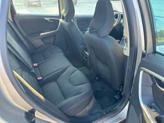 Predám Volvo XC 60 D3 4x4 - 11