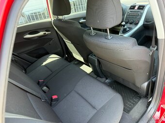 Toyota Auris 1.4I VVT-i Terra Cool,71kw.5d.Kup.vSR.1.Maj. - 11