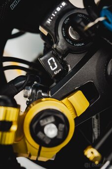 HONDA CBR 650FA - 11
