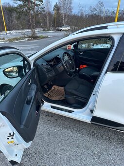 Renault Clio Grandtour Energy TCe 90 E6c Limited - 11