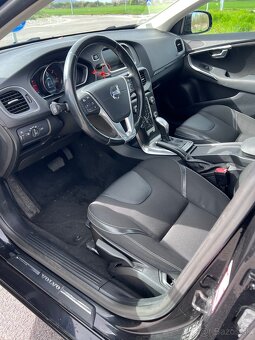 Volvo v40 d3 nafta automat - 11