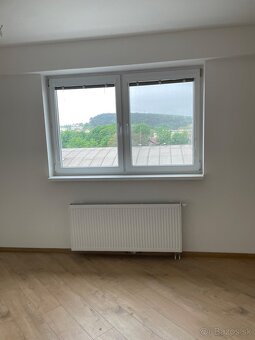 Predáme štýlovú garsónku v centre Nitry s pivnicou - 11