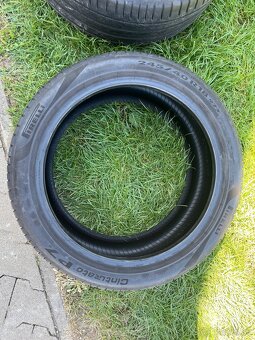 Pirelli 245/40 R18 - 11