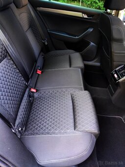 Škoda Superb Combi 2.0 TDi Facelift - 11